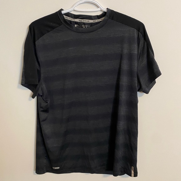 Black and gray Mens Workout Shirt - Picture 1 of 3
